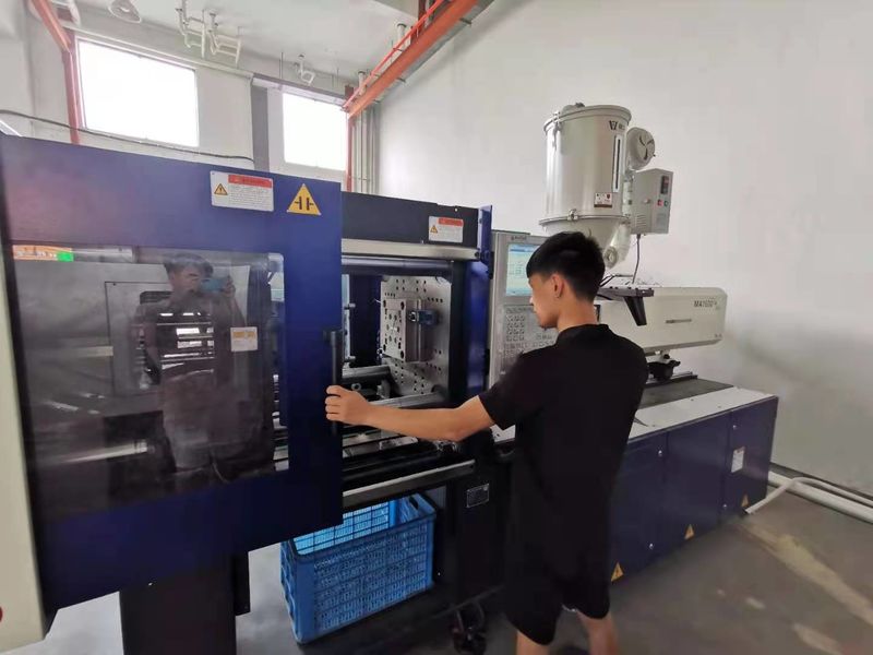 Shenzhen Shangwen Electronic Technology Co., Ltd. línea de producción del fabricante